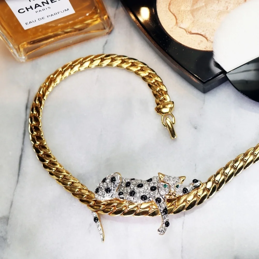 Duchess of Windsor ⚜️ Vintage Leopard Crystal Encrusted Necklace by Carolee 🐆 - Picture 11 of 16